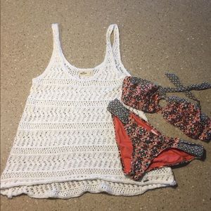 White Hollister Size Small Sweater